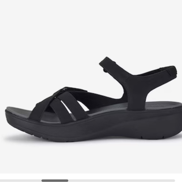 Baretraps Tracey Sandal - Picture 3 of 5